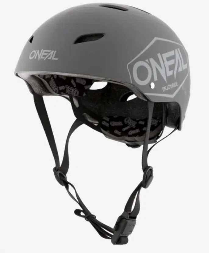 Casque avec coque ABS robuste